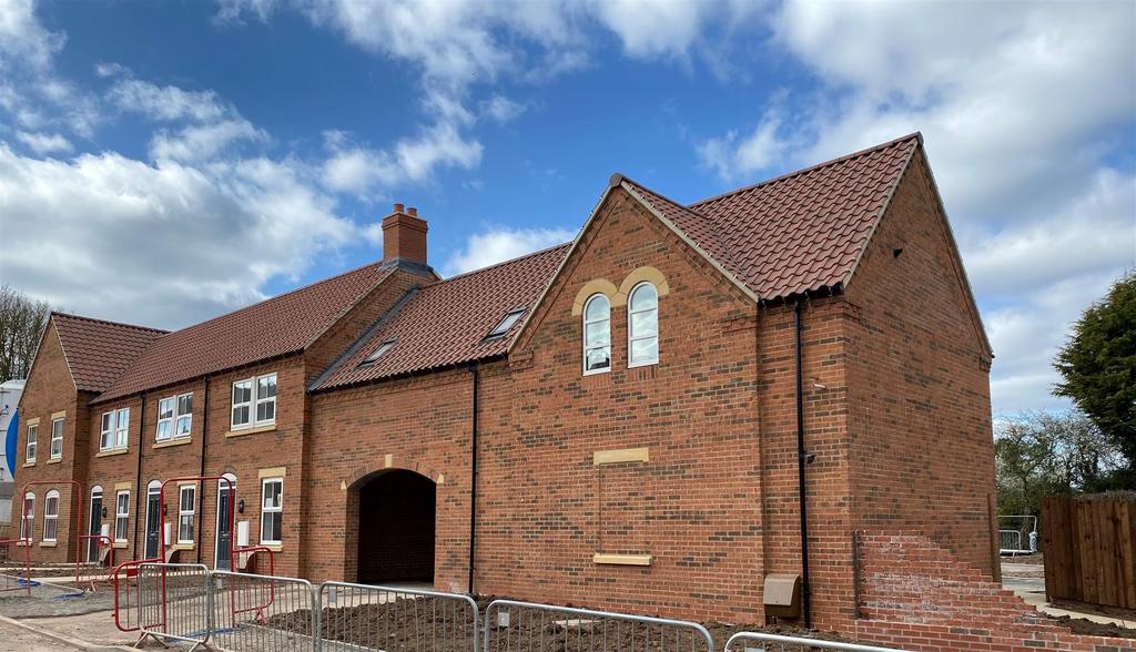 The Red, The Rise, Halloughton Road, Southwell 2 bed coach house £295,000