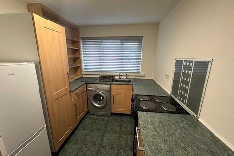 1 bedroom flat to rent, St. Davids Grove, Lytham St. Annes, Lancashire, FY8