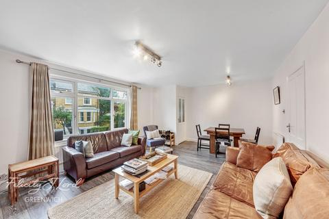 18b Devonshire Drive, London, SE10 8JZ