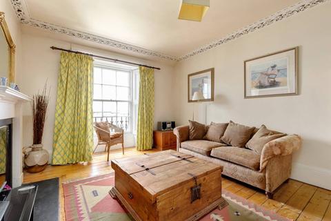 3f2, 5 Randolph Place, Edinburgh, EH3 7TQ