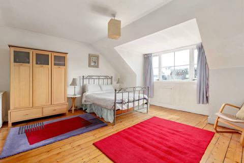 3f2, 5 Randolph Place, Edinburgh, EH3 7TQ