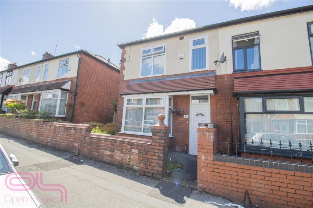 Greenhill Avenue, Daubhill, Bolton, Greater Manchester, BL3 4HB 3 bed