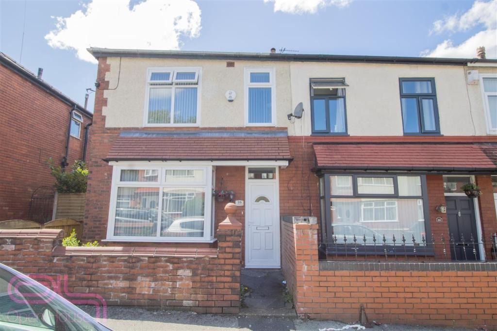 Greenhill Avenue, Daubhill, Bolton, Greater Manchester, BL3 4HB 3 bed
