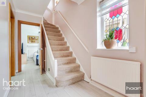 34 Salcot Crescent, New Addington, Croydon, CR0 0JH