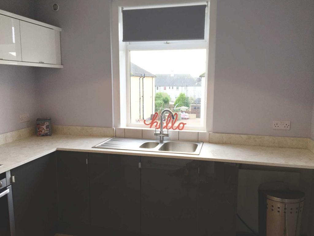 HILLMOSS KILMAURS 1 bed flat to rent £550 pcm (£127 pw)