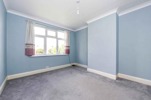 45 Huxley Gardens, London, NW10 7EB