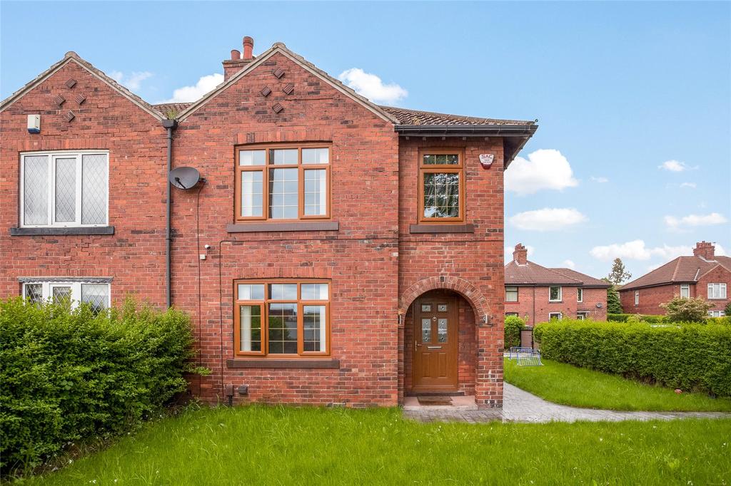 Ravens Lodge Terrace, Dewsbury, WF13 3 bed semidetached house £190,000