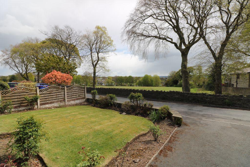 Garden at Front