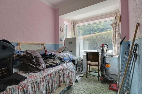 64 Upper Lane, Gomersal, Cleckheaton, BD19 4JF