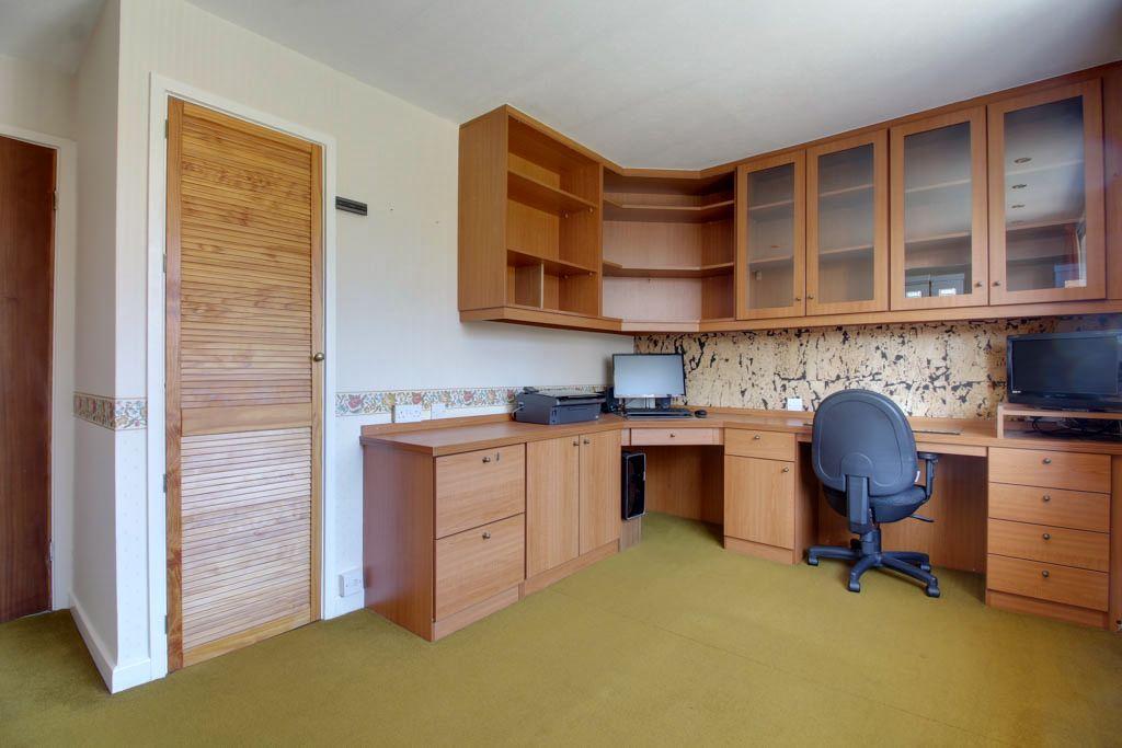 Bedroom 4 (Double)