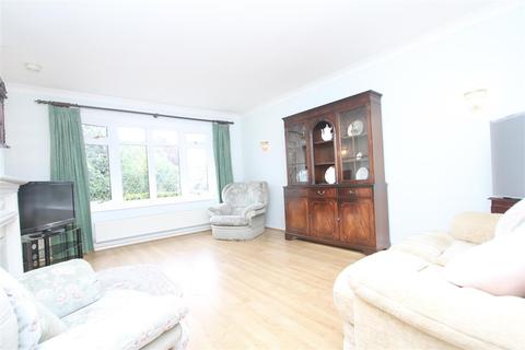 18 Glebe Close, Sproughton, Ipswich, IP8 3BQ