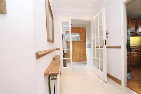 18 Glebe Close, Sproughton, Ipswich, IP8 3BQ