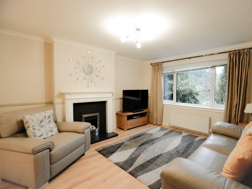 Finlay Rise, Milngavie, Glasgow G62 6EQ 3 bed terraced house £310,000