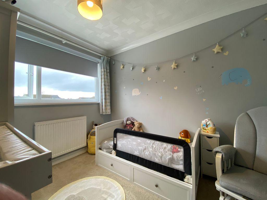 Bedroom 2 (Double)