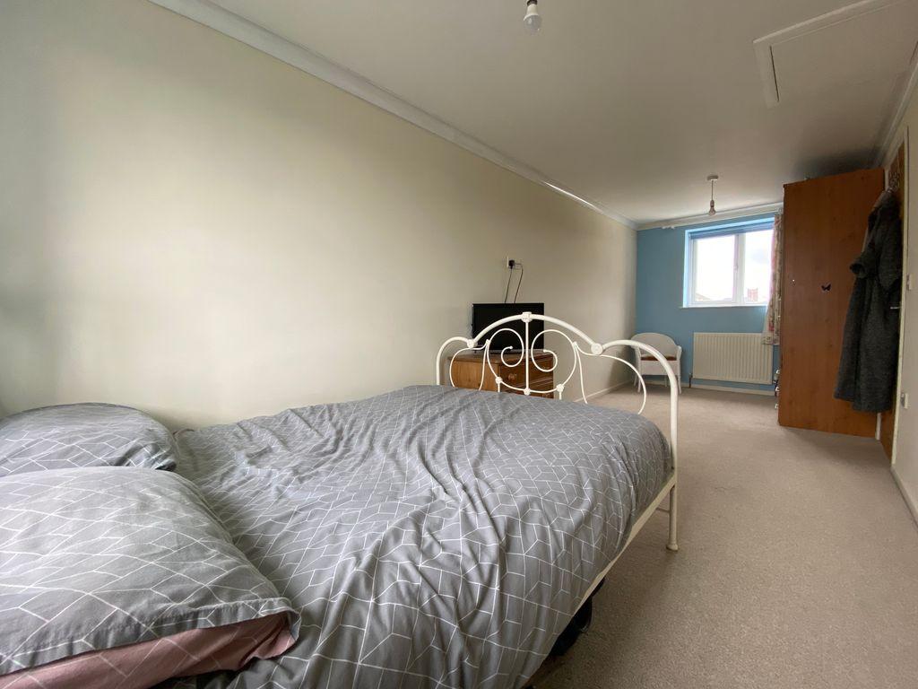 Bedroom 3 (Double)