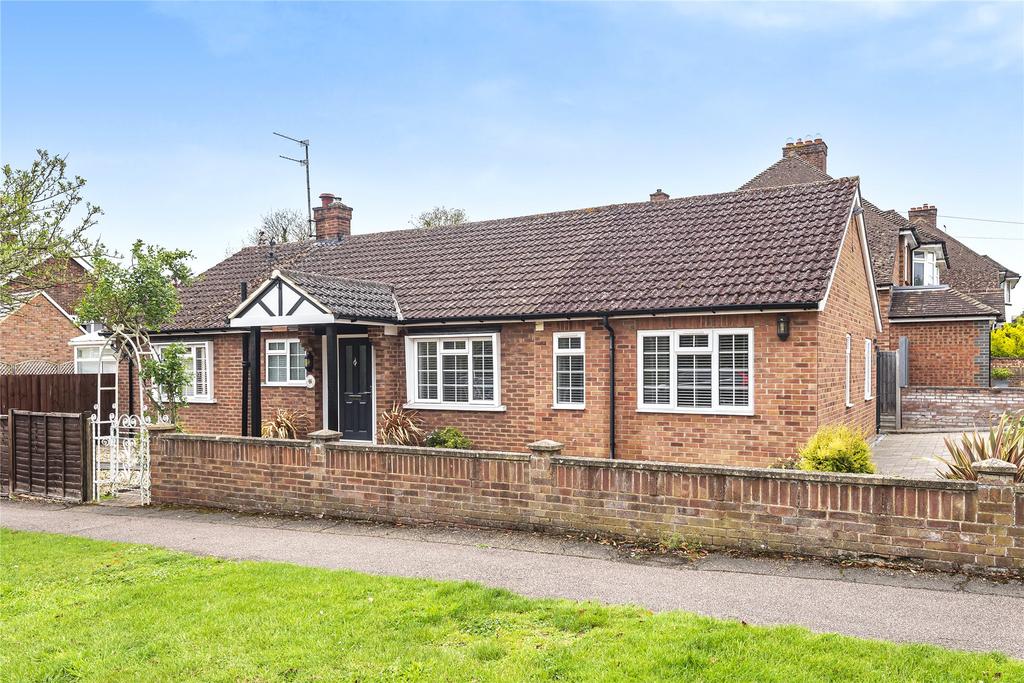 Grange Lane, Bromham, Bedfordshire, MK43 4 bed bungalow £475,000