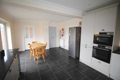 1a Crescent Road, Heybridge, Maldon, CM9 4SJ