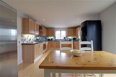 Mayfield House Bennington Close, Long Bennington, Newark, NG23 5HA