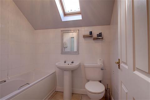 Mayfield House Bennington Close, Long Bennington, Newark, NG23 5HA