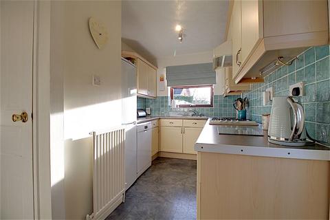 27 Birmingham Close, Grantham, NG31 8SD
