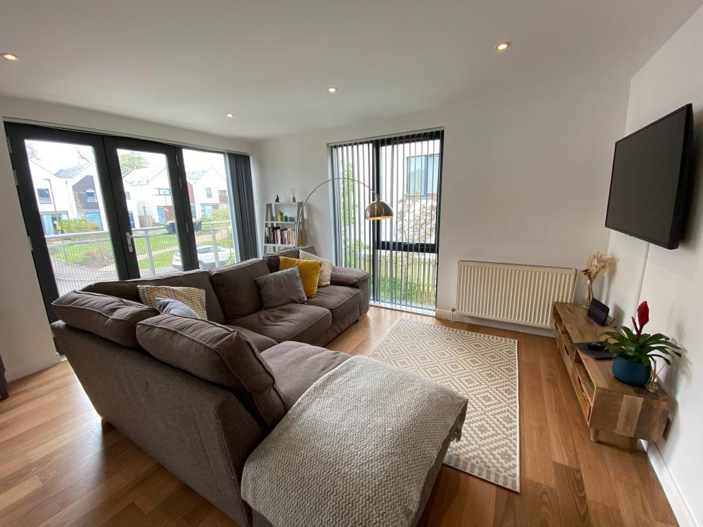 Bavelaw Road, Balerno, Edinburgh, EH14 2 bed flat £900 pcm (£208 pw)