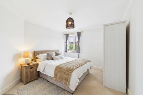 2 bedroom flat for sale, Beresford House, Rubens Place, Clapham