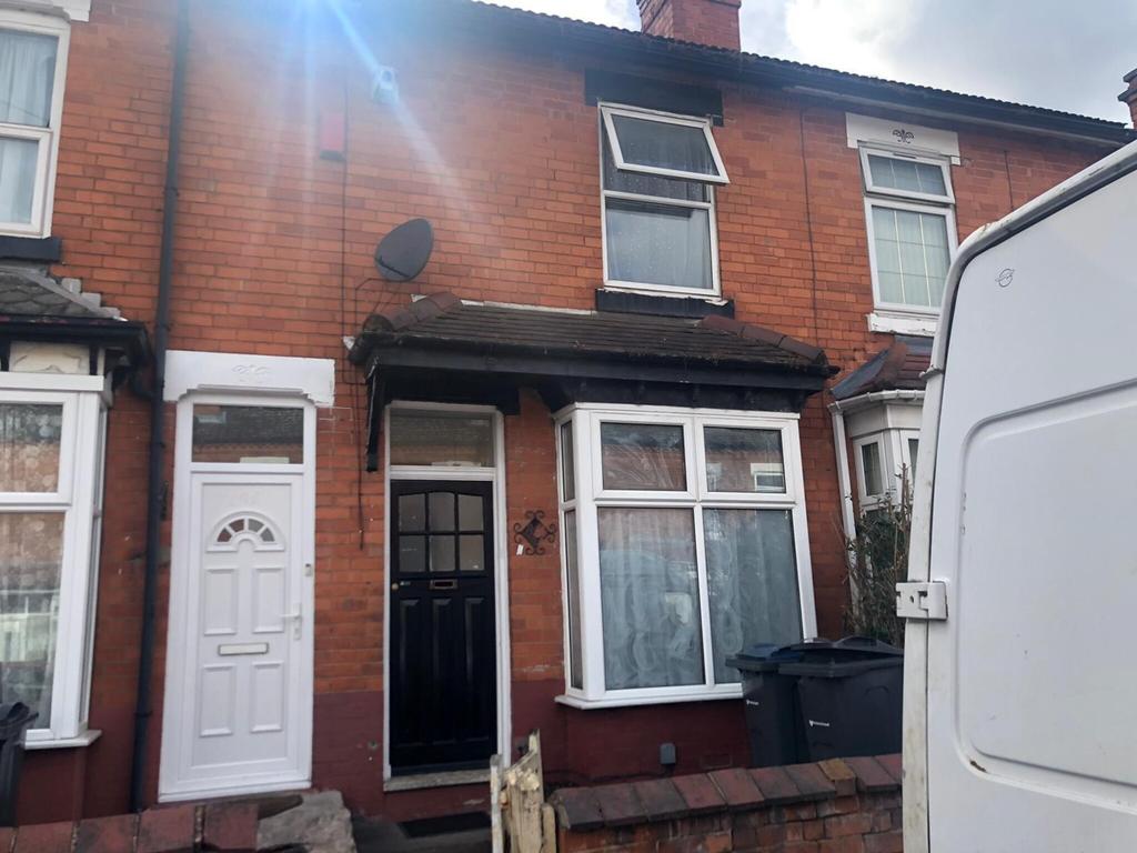 Solihull Road, Sparkhill, Birmingham 3 bed terraced house £155,000