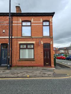 3 bedroom end of terrace house to rent, Darlington Street East, Wigan, WN1 3BS