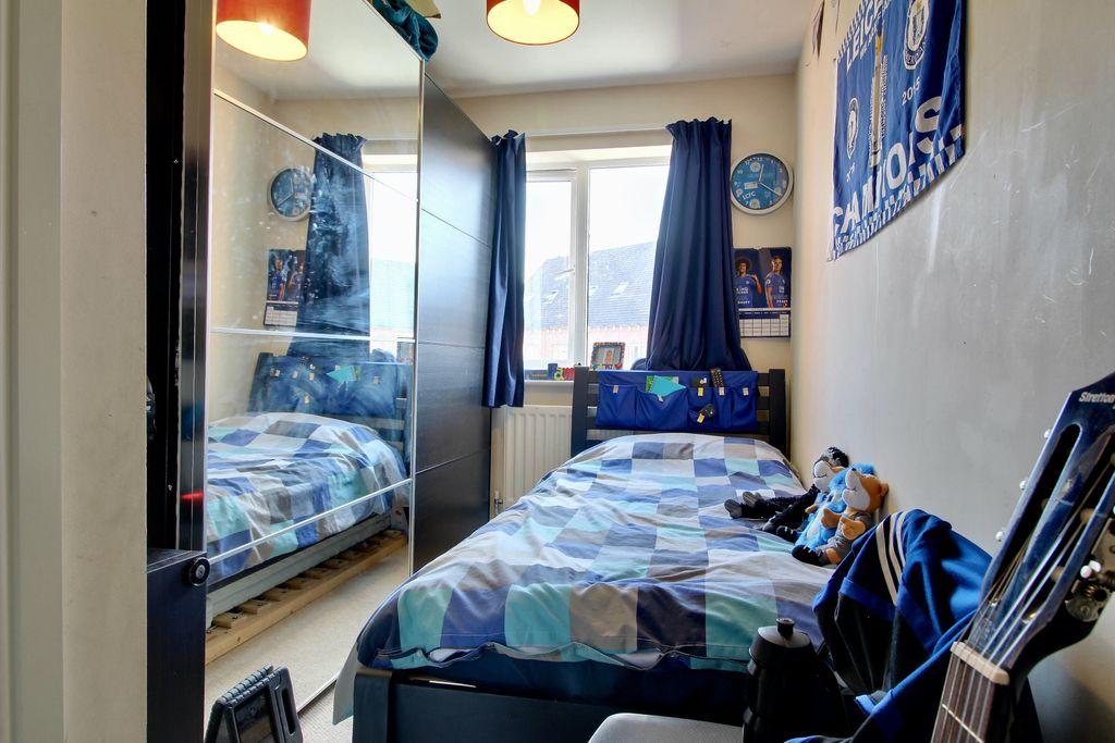 Bedroom 4 (Single)