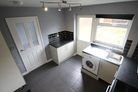 3 bedroom terraced house to rent, Beeston Park Garth,  Beeston, Leeds, LS11 8DR