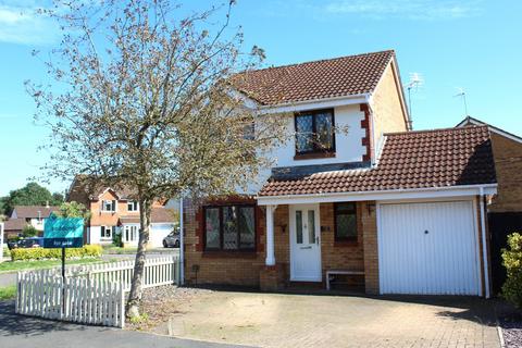 3 bedroom detached house for sale, Clover Drive, Cullompton, Devon, EX15