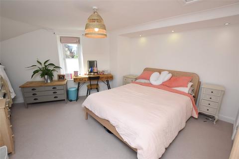 1 Bridge Street, Stratton, Bude, EX23 9BW