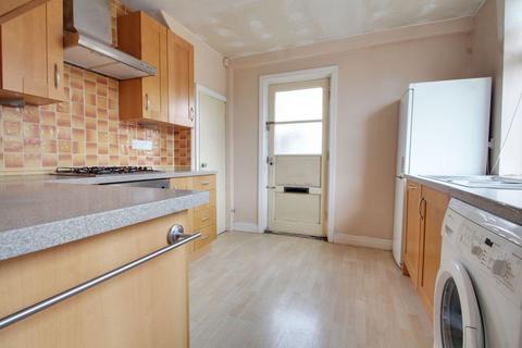 66 Carr Manor Drive, Leeds, LS17 5AU