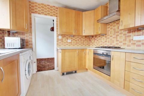 66 Carr Manor Drive, Leeds, LS17 5AU