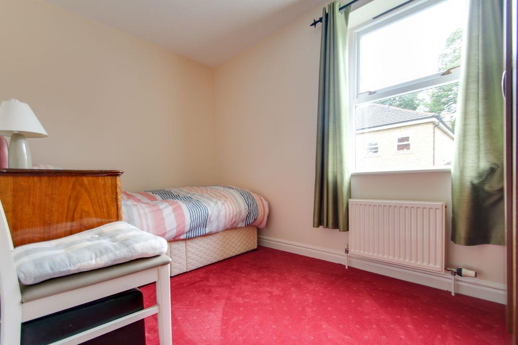 Bedroom 2 (Double)