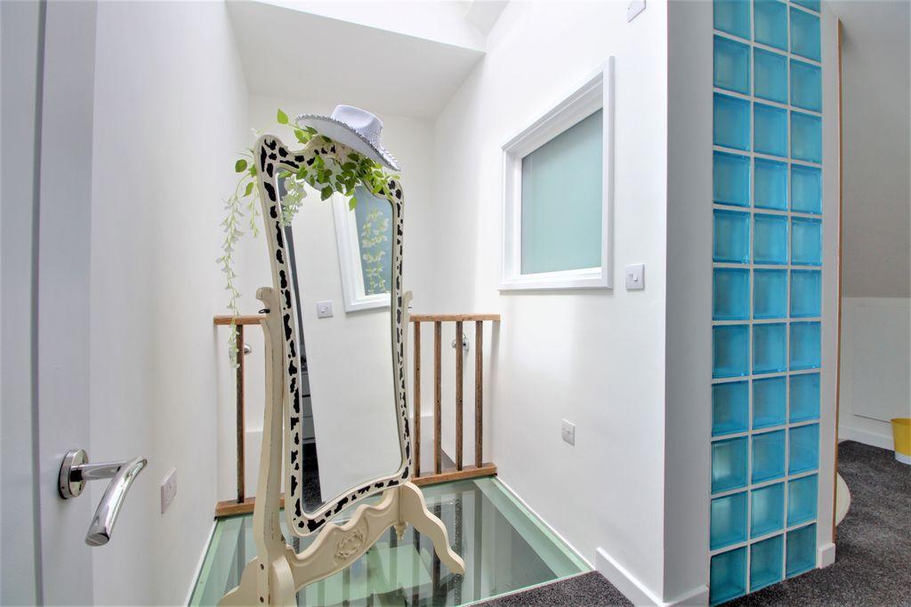 Bedroom 1 (Double with Ensuite)
