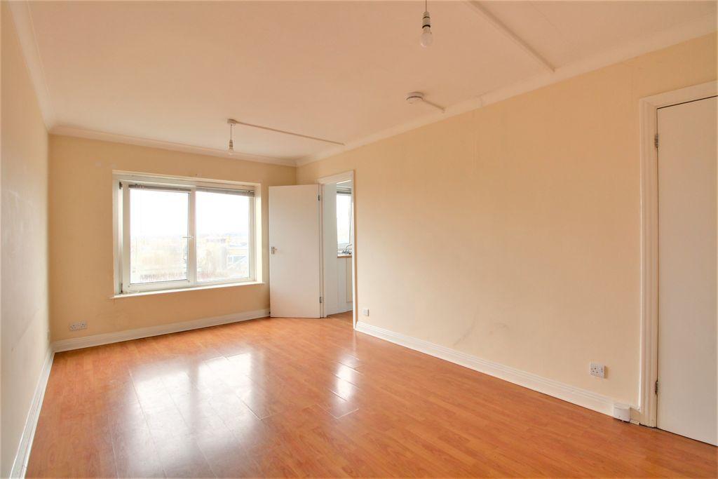 Large Studio Room