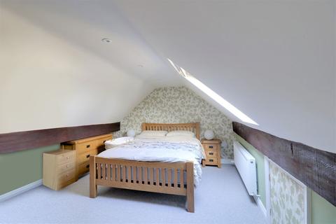 18 Furlong Lane, Alrewas, Burton-on-trent, DE13 7EE
