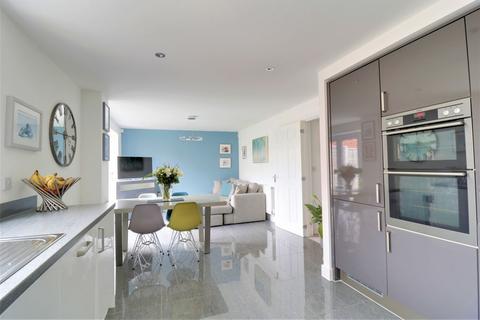 43 Causer Road, Barton Under Needwood, Burton-on-trent, DE13 8FD