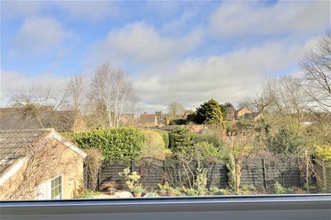 13 Fallowfield Drive, Barton Under Needwood, Burton-on-trent, DE13 8DH