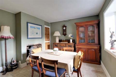 Norwood Cottage Hall Grounds, Rolleston On Dove, Burton-on-trent, DE13 9BS