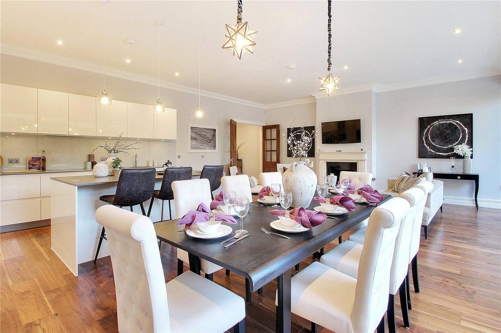Show Apartment