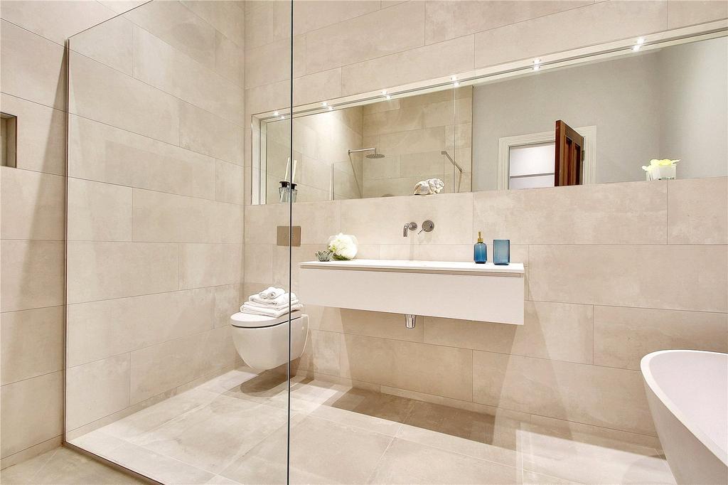 Show Apartment
