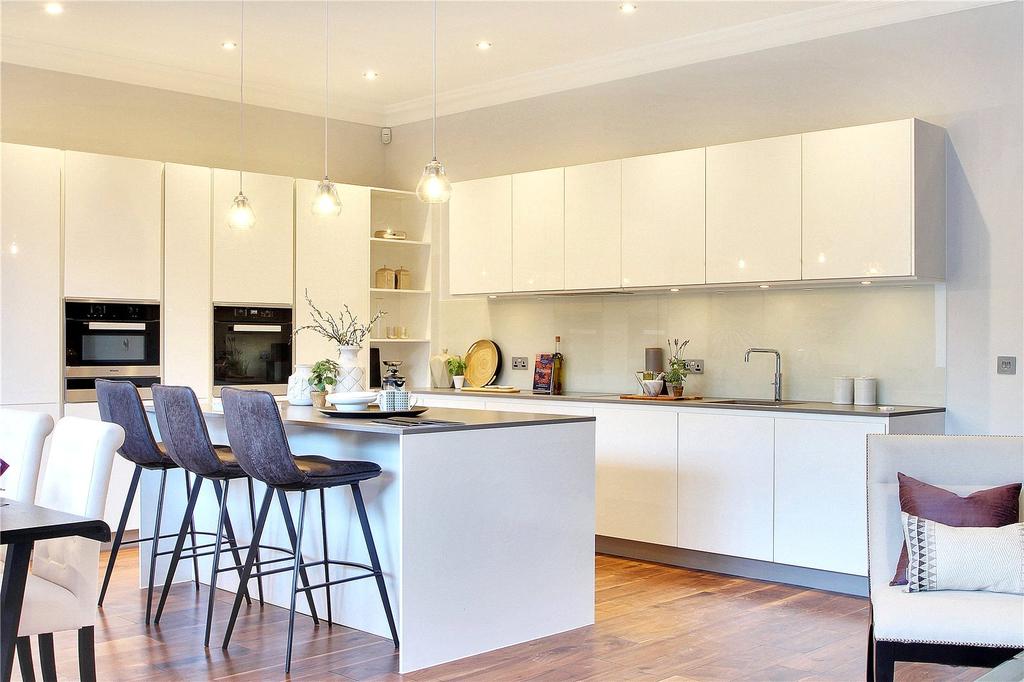 Show Apartment