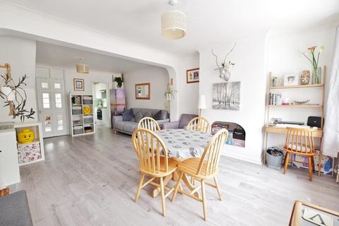 9 Aynscombe Angle, Orpington, BR6 0HJ
