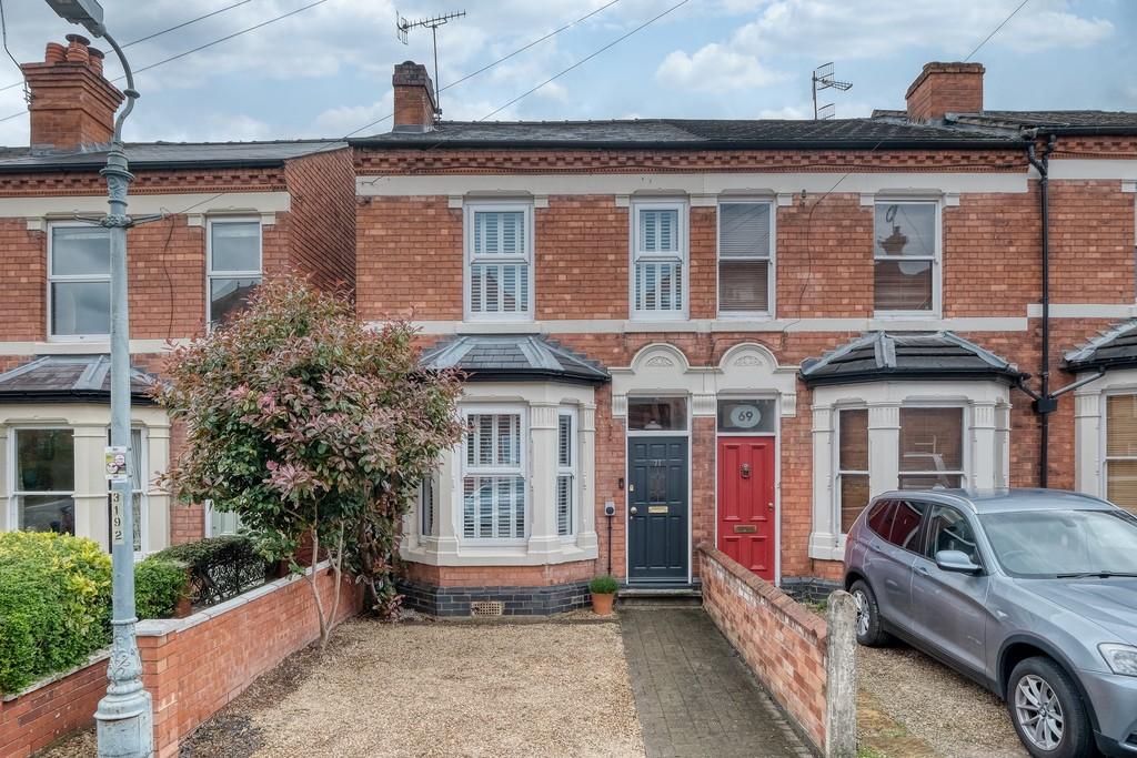The Hill Avenue, Worcester, WR5 2AN 3 bed end of terrace house £395,000