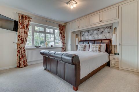 11 Alderdale Crescent, Solihull, B92 9QF