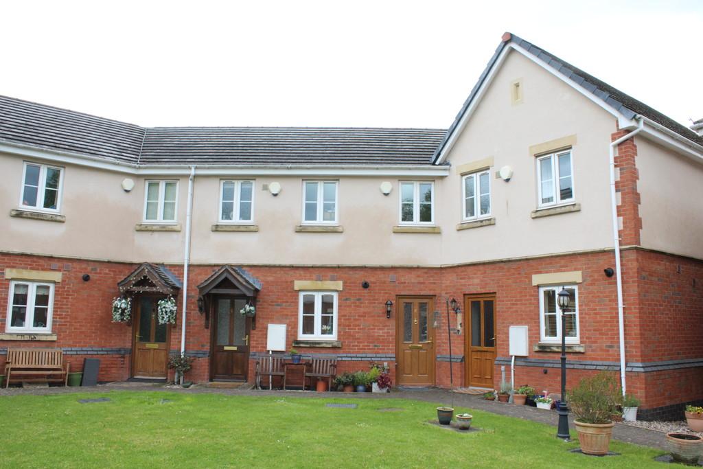 Scott Road, Solihull 2 bed terraced house £800 pcm (£185 pw)