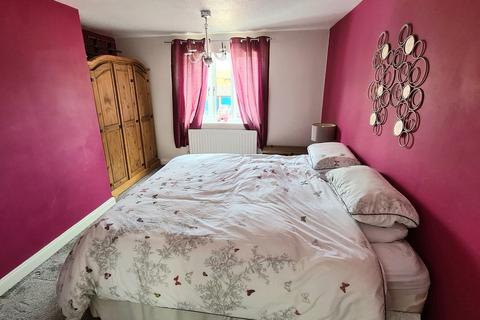 47 Beech Drive, Brackley, NN13 6JG