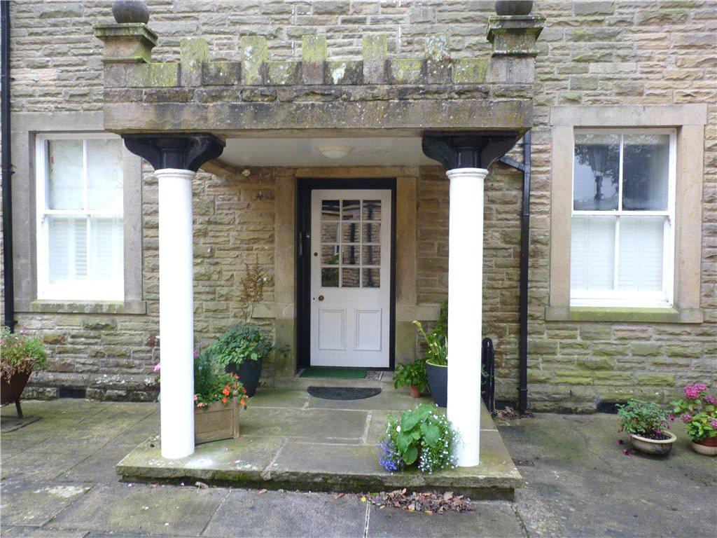 Communal Entrance